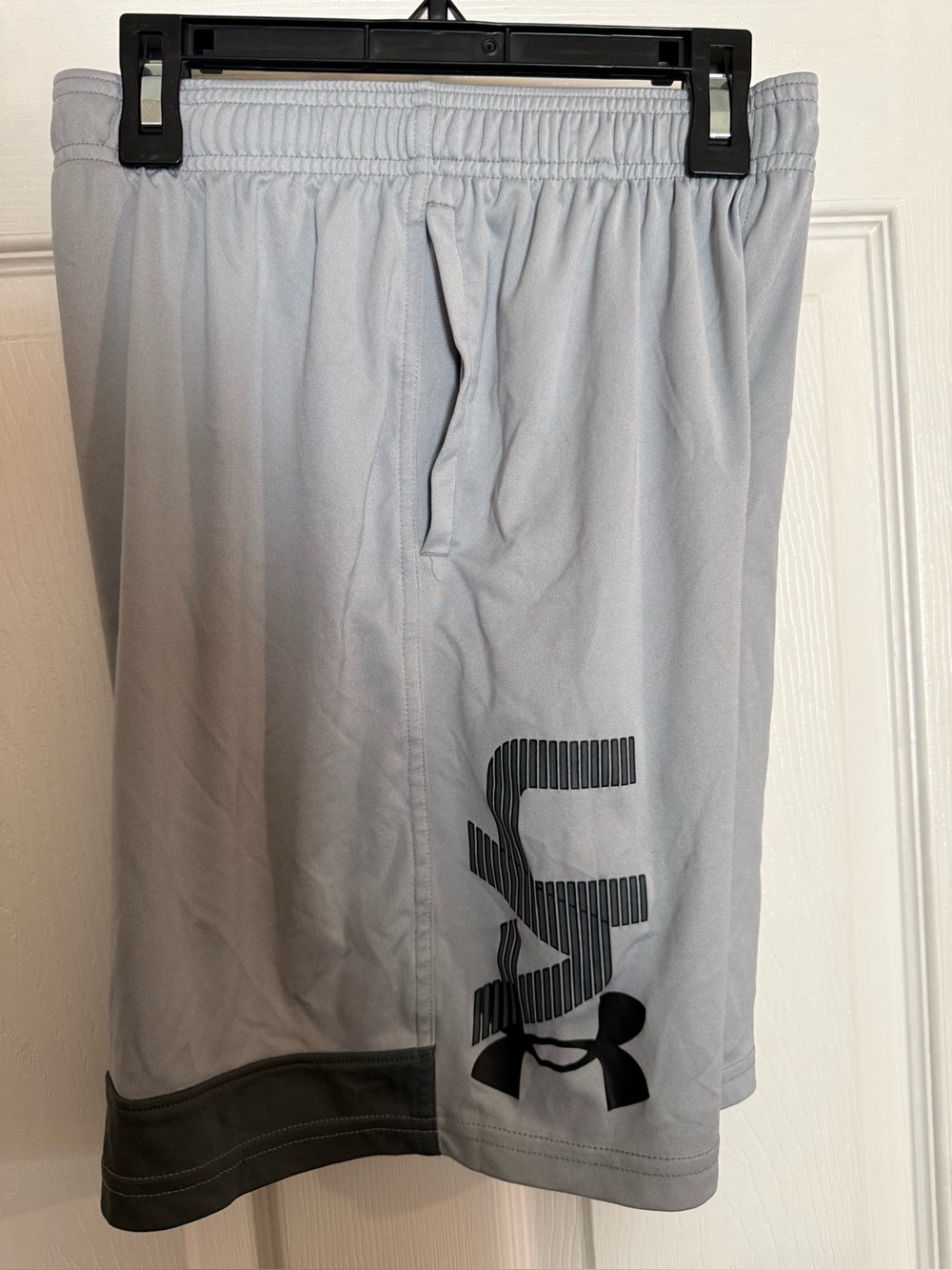 7 pair of Boys Sz LG Under Armour Nike Athletic Shorts Excellent Used Condition
